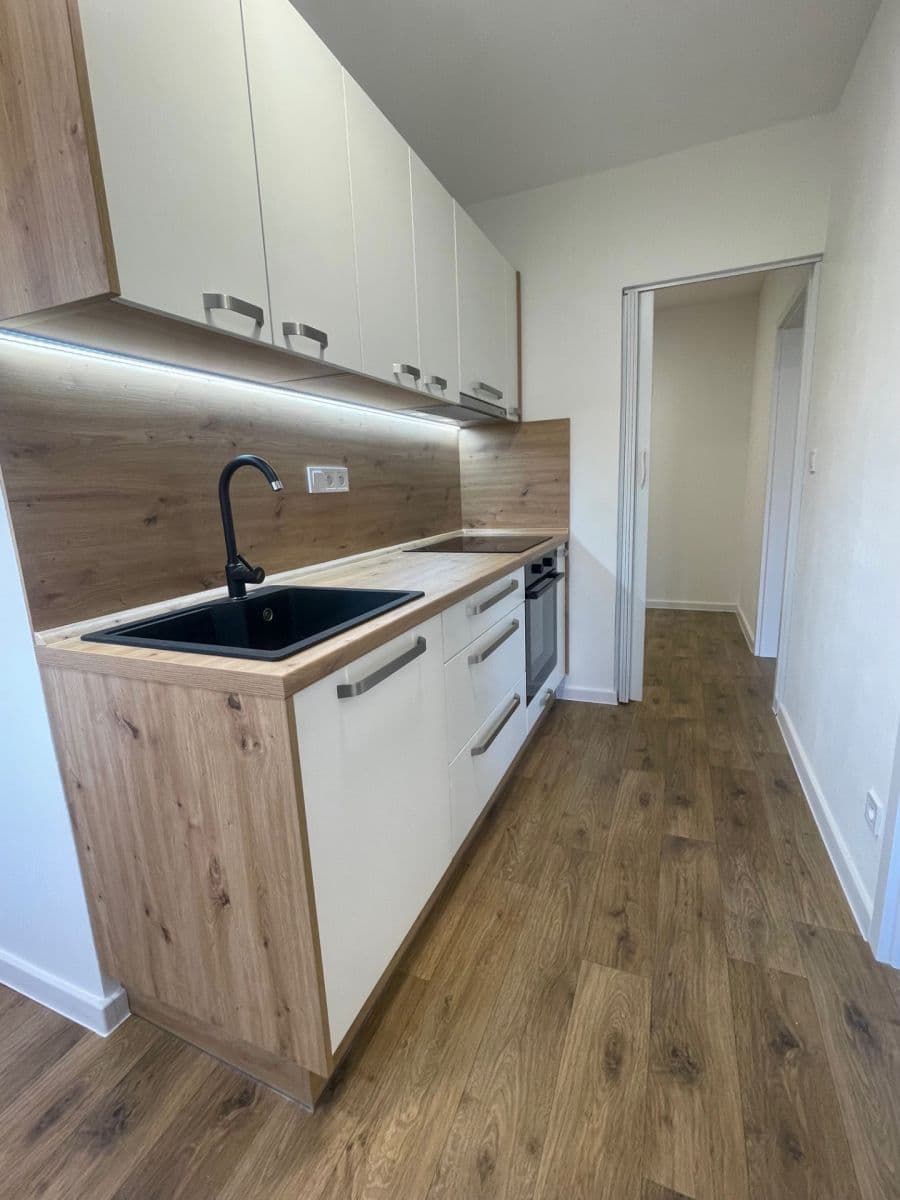 Prodej bytu 2+1 53 m², Mikulášská, Aš, Karlovarský kraj Prodej bytu 2+1 53 m², Mikulášská, Aš, Karlovarský kraj