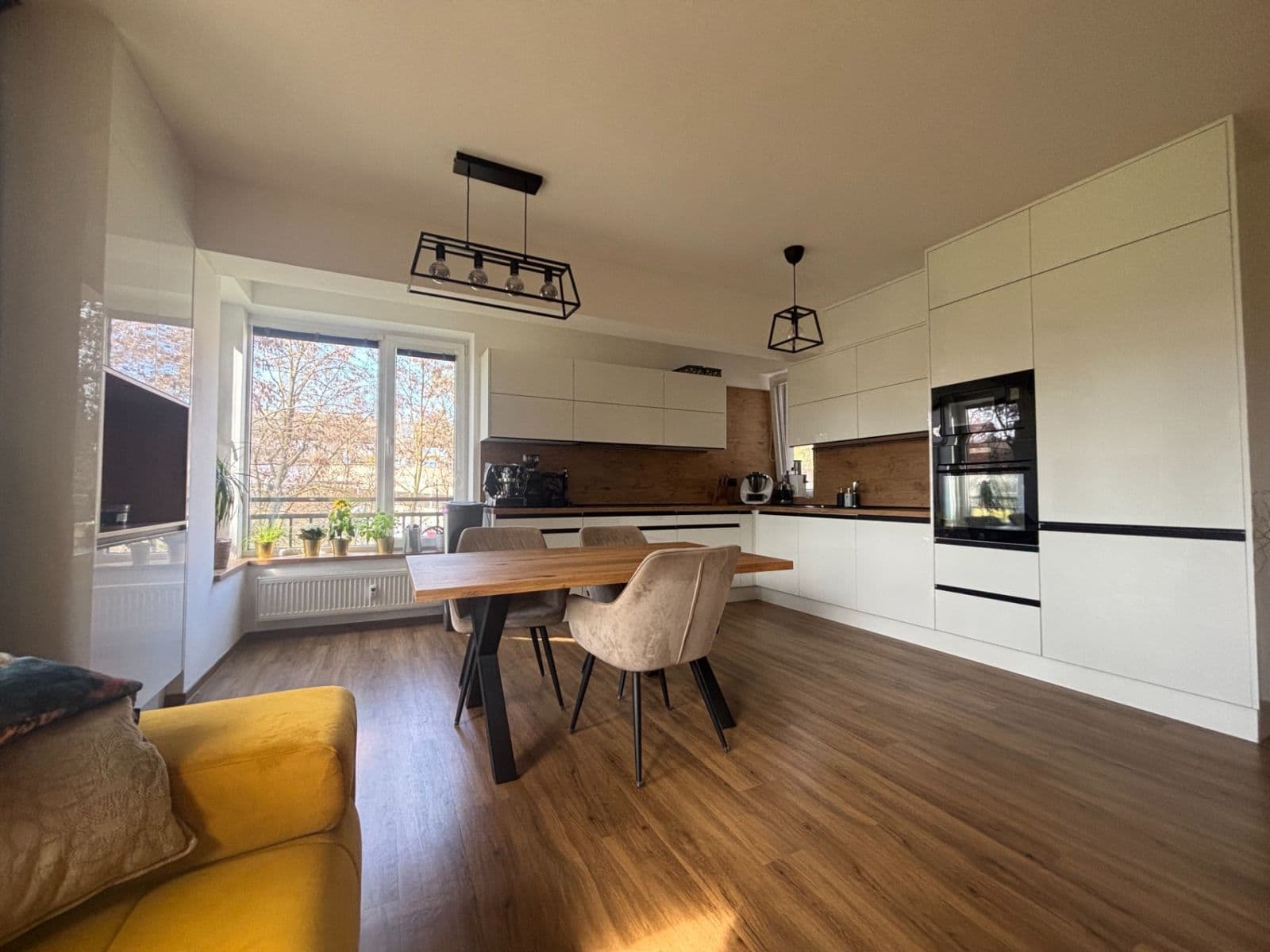 Prodej bytu 3+kk 96 m², U Ježíška, Plzeň, Plzeňský kraj Prodej bytu 3+kk 96 m², U Ježíška, Plzeň, Plzeňský kraj