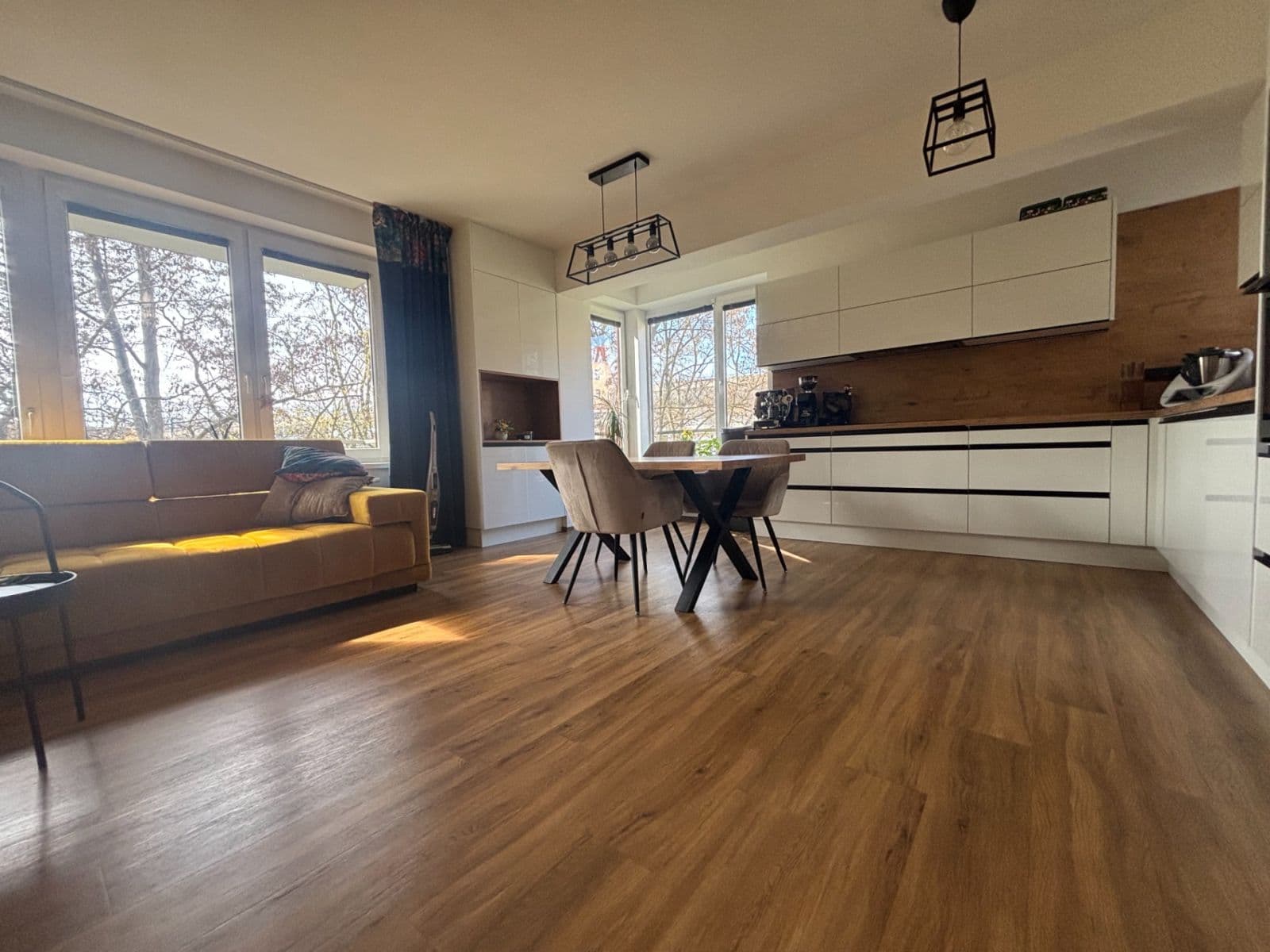 Prodej bytu 3+kk 96 m², U Ježíška, Plzeň, Plzeňský kraj Prodej bytu 3+kk 96 m², U Ježíška, Plzeň, Plzeňský kraj