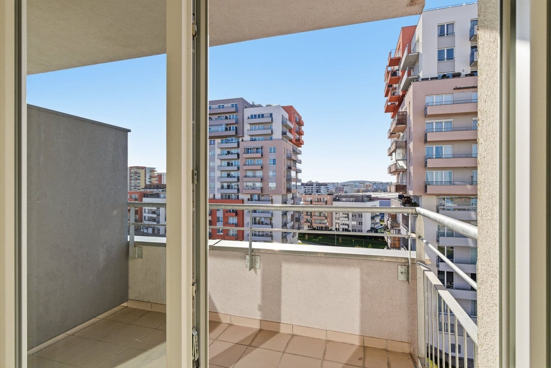 Pronájem bytu 1+kk 34 m², Kadečkové, Praha, Praha Pronájem bytu 1+kk 34 m², Kadečkové, Praha, Praha