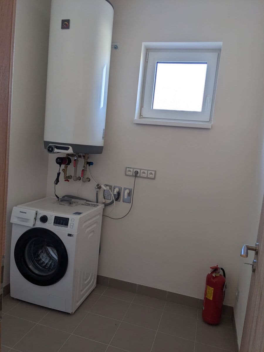 Prodej domu 350 m², pozemek 1.075 m², K Řeporyjím, Praha, Praha Prodej domu 350 m², pozemek 1.075 m², K Řeporyjím, Praha, Praha