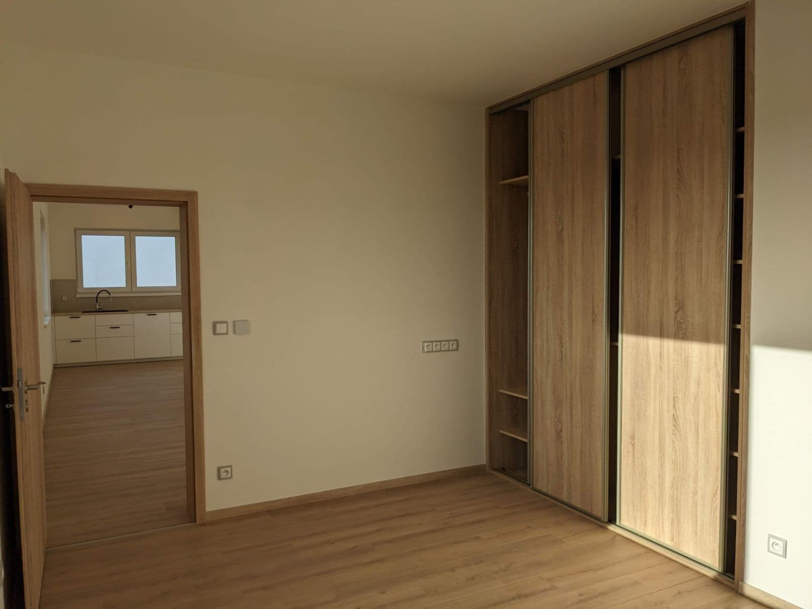 Prodej domu 350 m², pozemek 1.075 m², K Řeporyjím, Praha, Praha Prodej domu 350 m², pozemek 1.075 m², K Řeporyjím, Praha, Praha