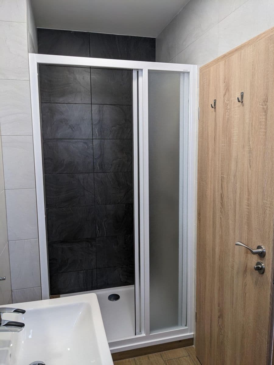 Prodej domu 350 m², pozemek 1.075 m², K Řeporyjím, Praha, Praha Prodej domu 350 m², pozemek 1.075 m², K Řeporyjím, Praha, Praha