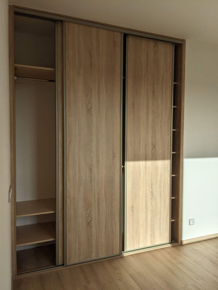 Prodej domu 350 m², pozemek 1.075 m², K Řeporyjím, Praha, Praha Prodej domu 350 m², pozemek 1.075 m², K Řeporyjím, Praha, Praha