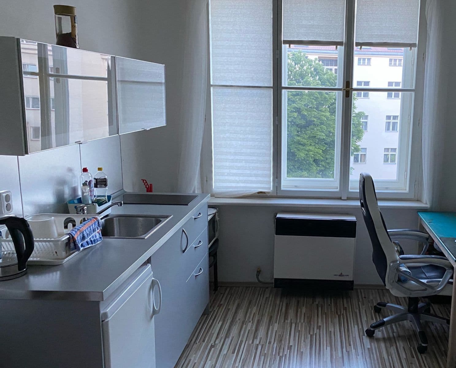 Pronájem bytu 1+kk 22 m², Sportovní, Praha, Praha Pronájem bytu 1+kk 22 m², Sportovní, Praha, Praha