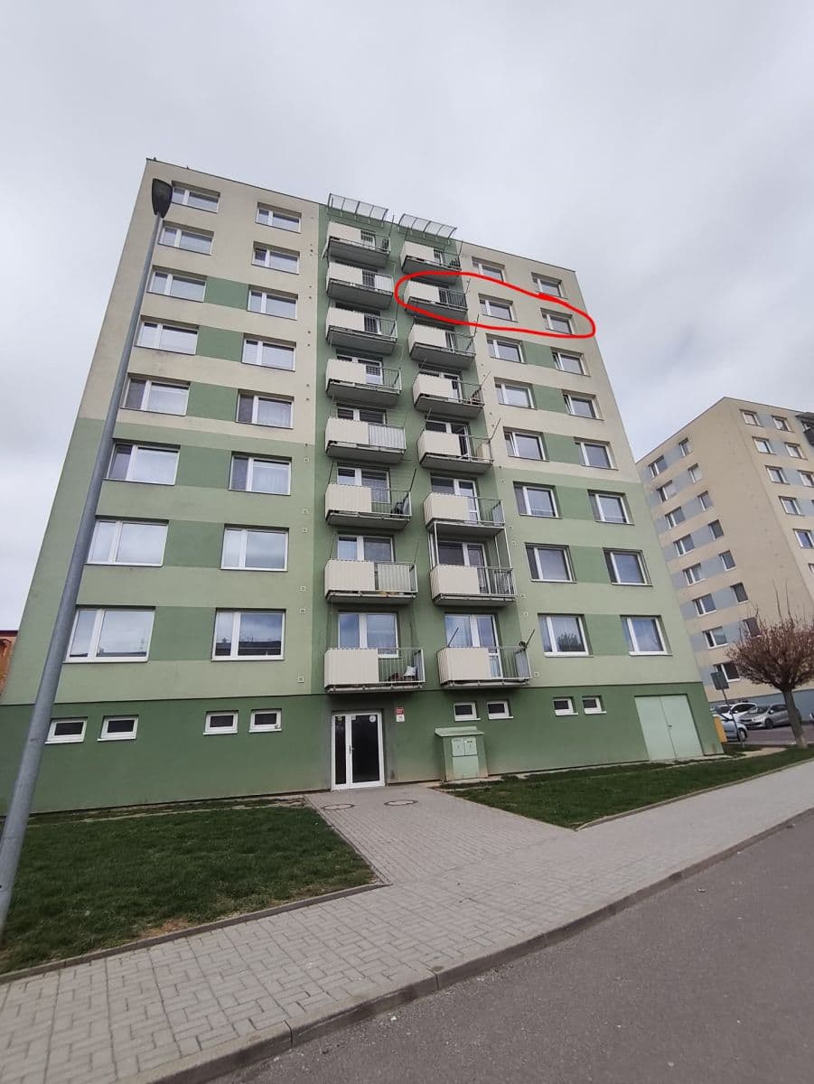 Pronájem bytu 3+1 75 m², Krylova, Znojmo, Jihomoravský kraj Pronájem bytu 3+1 75 m², Krylova, Znojmo, Jihomoravský kraj