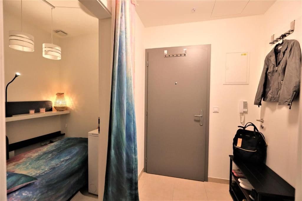 Pronájem bytu 1+kk 36 m², Rovná, Sulice, Středočeský kraj Pronájem bytu 1+kk 36 m², Rovná, Sulice, Středočeský kraj