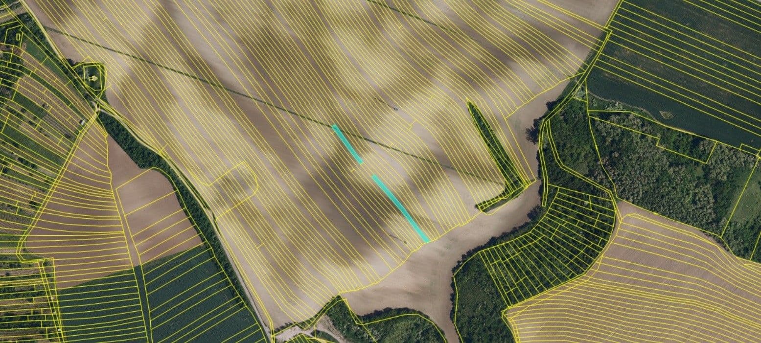 Prodej pozemku 16.000 m², Uherčice, Jihomoravský kraj Prodej pozemku 16.000 m², Uherčice, Jihomoravský kraj