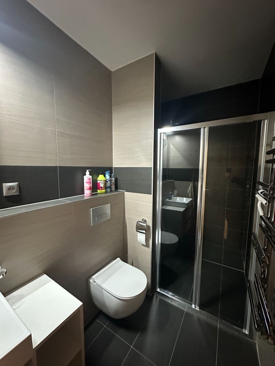 Pronájem bytu 3+kk 84 m², České Vrbné, České Budějovice, Jihočeský kraj Pronájem bytu 3+kk 84 m², České Vrbné, České Budějovice, Jihočeský kraj