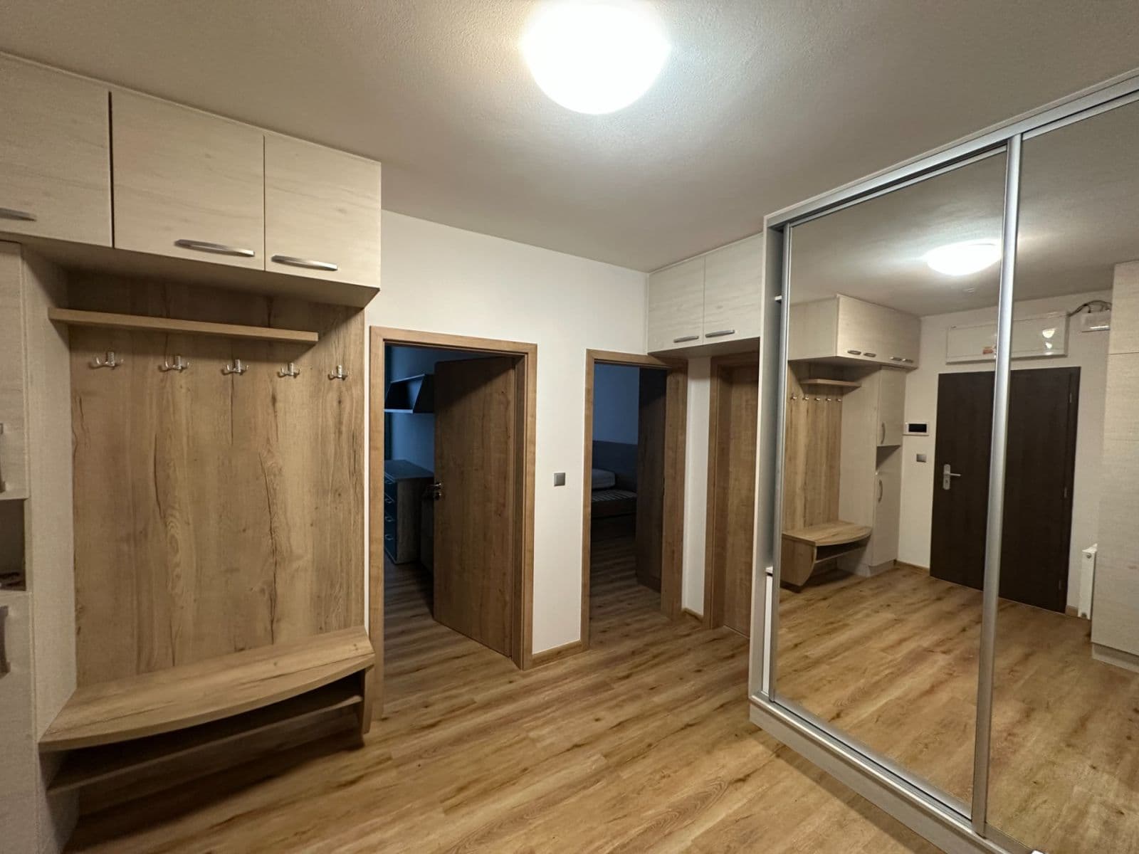 Pronájem bytu 3+kk 84 m², České Vrbné, České Budějovice, Jihočeský kraj Pronájem bytu 3+kk 84 m², České Vrbné, České Budějovice, Jihočeský kraj