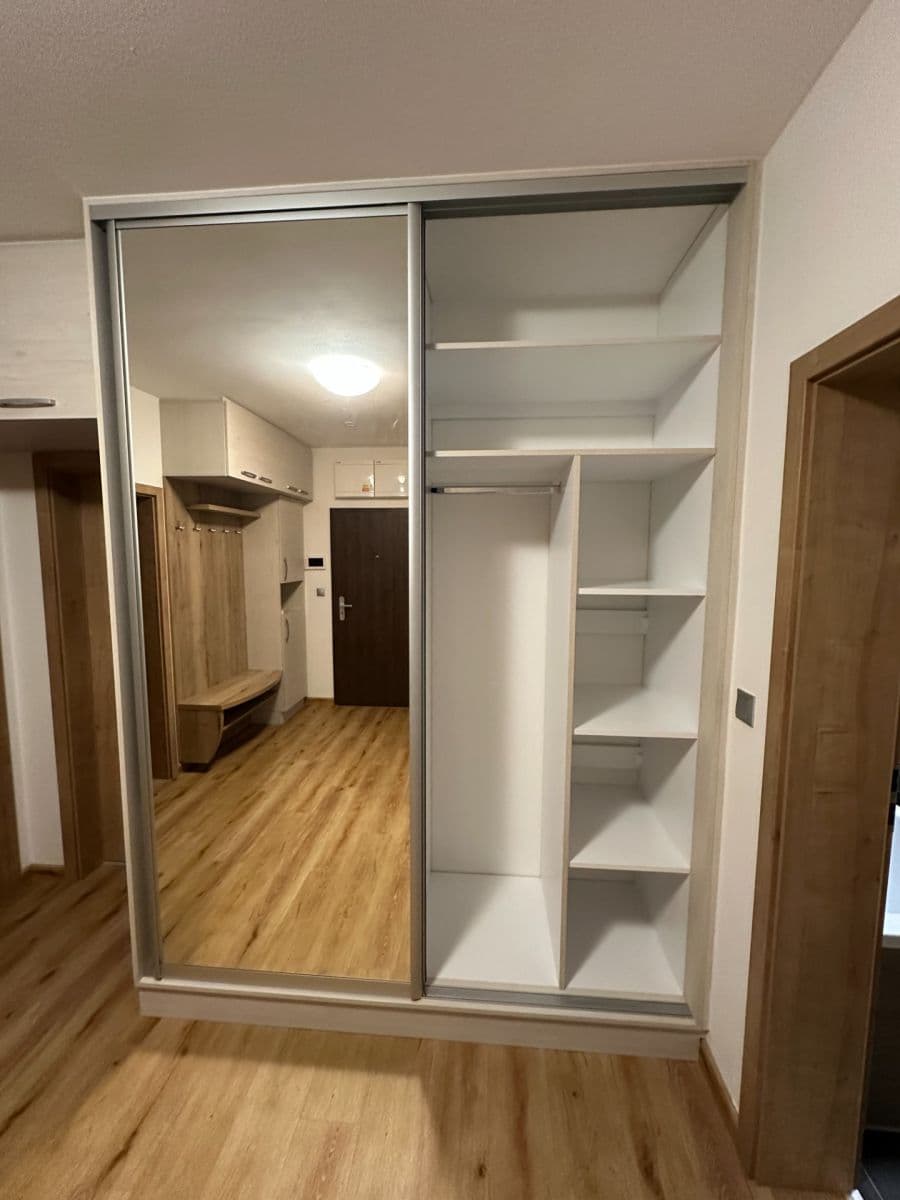 Pronájem bytu 3+kk 84 m², České Vrbné, České Budějovice, Jihočeský kraj Pronájem bytu 3+kk 84 m², České Vrbné, České Budějovice, Jihočeský kraj