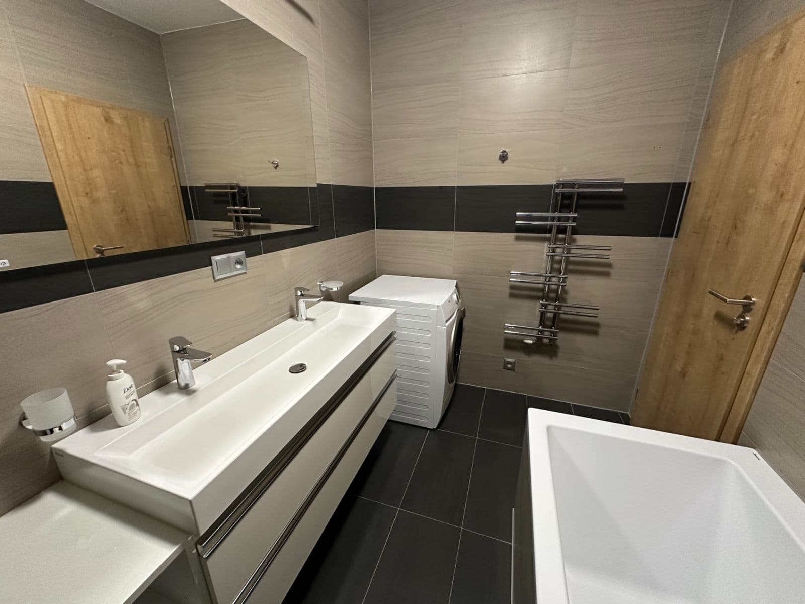 Pronájem bytu 3+kk 84 m², České Vrbné, České Budějovice, Jihočeský kraj Pronájem bytu 3+kk 84 m², České Vrbné, České Budějovice, Jihočeský kraj