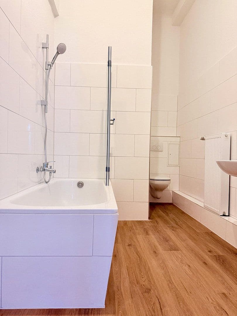 Pronájem bytu 2+1 56 m², Hafenstraße 44, Bremerhaven, Bremen Pronájem bytu 2+1 56 m², Hafenstraße 44, Bremerhaven, Bremen