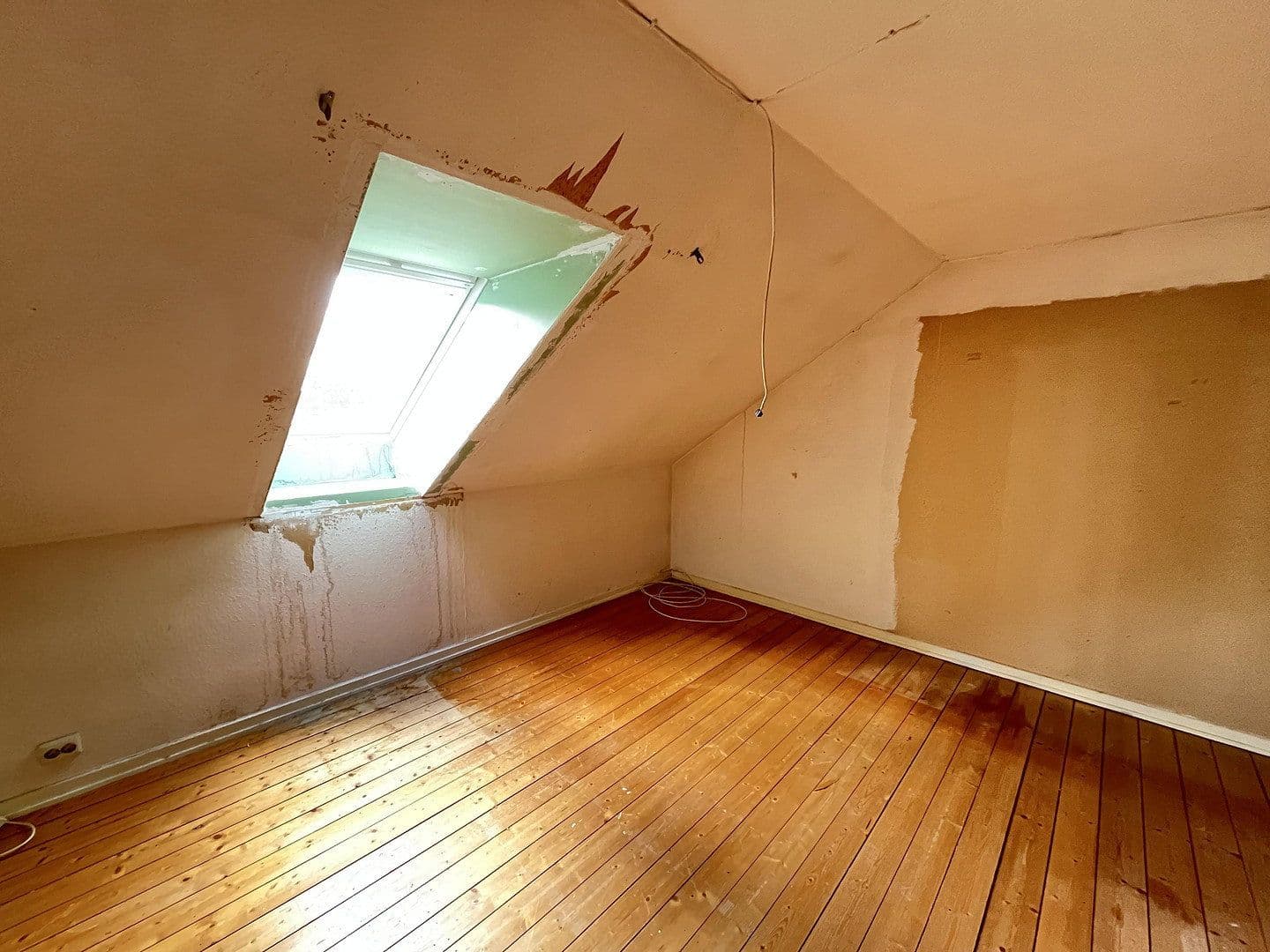 Prodej domu 106 m², pozemek 385 m², Hamburg, Hamburg Prodej domu 106 m², pozemek 385 m², Hamburg, Hamburg