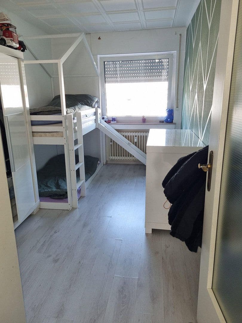 Prodej bytu 3+1 80 m², Eifelring 75, Euskirchen, Severní Porýní-Vestfálsko Prodej bytu 3+1 80 m², Eifelring 75, Euskirchen, Severní Porýní-Vestfálsko