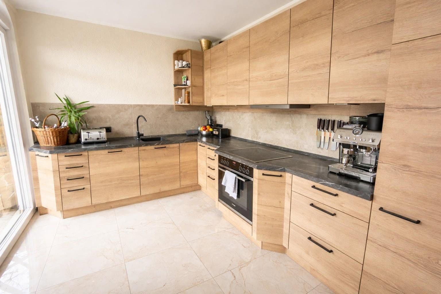 Prodej domu 159 m², pozemek 762 m², Hohen Neuendorf, Braniborsko Prodej domu 159 m², pozemek 762 m², Hohen Neuendorf, Braniborsko