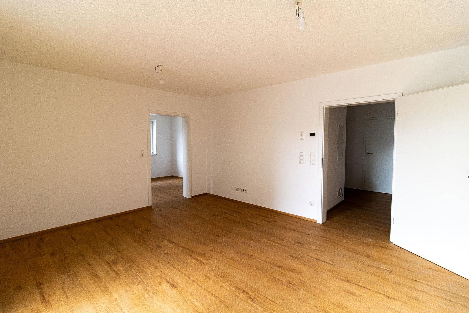 Pronájem bytu 4+1 89 m², Hinznanger Str. 22, Leutkirch im Allgäu, Bádensko-Württembersko Pronájem bytu 4+1 89 m², Hinznanger Str. 22, Leutkirch im Allgäu, Bádensko-Württembersko