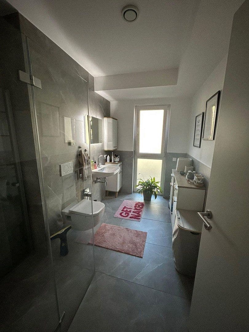 Pronájem bytu 2+1 58 m², Prinz-Ferdinand-Str. 144, Krefeld, Severní Porýní-Vestfálsko Pronájem bytu 2+1 58 m², Prinz-Ferdinand-Str. 144, Krefeld, Severní Porýní-Vestfálsko