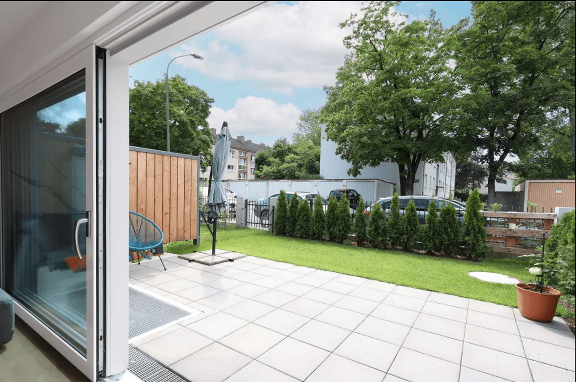 Prodej domu 148 m², pozemek 150 m², Erlangen, Bavorsko Prodej domu 148 m², pozemek 150 m², Erlangen, Bavorsko