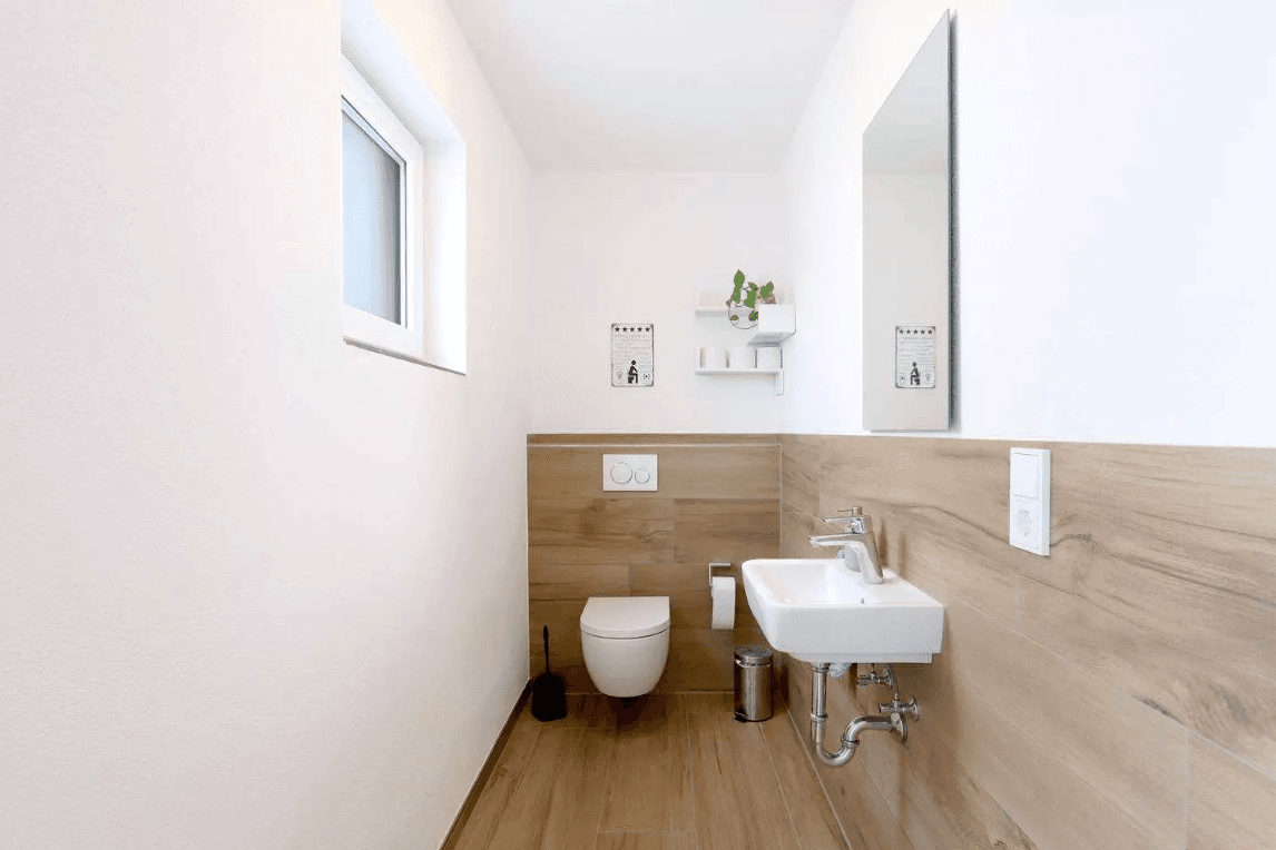 Prodej domu 148 m², pozemek 150 m², Erlangen, Bavorsko Prodej domu 148 m², pozemek 150 m², Erlangen, Bavorsko