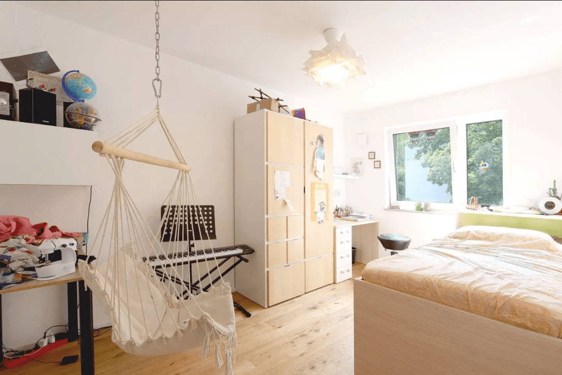 Prodej domu 148 m², pozemek 150 m², Erlangen, Bavorsko Prodej domu 148 m², pozemek 150 m², Erlangen, Bavorsko