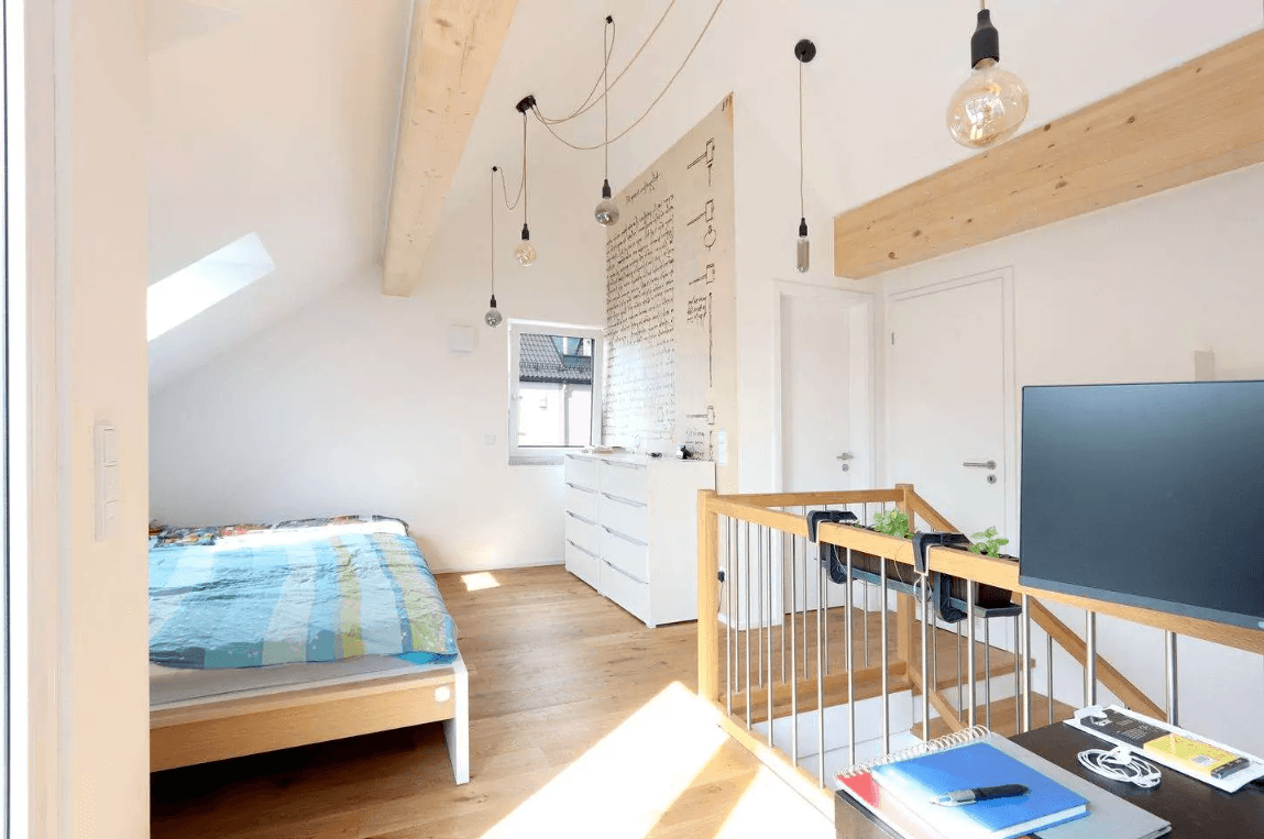 Prodej domu 148 m², pozemek 150 m², Erlangen, Bavorsko Prodej domu 148 m², pozemek 150 m², Erlangen, Bavorsko