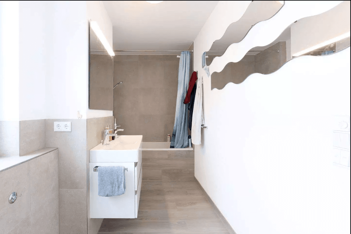 Prodej domu 148 m², pozemek 150 m², Erlangen, Bavorsko Prodej domu 148 m², pozemek 150 m², Erlangen, Bavorsko