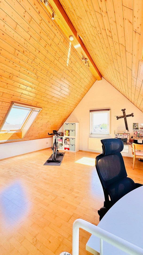 Prodej bytu 4+1 125 m², Hauptstraße 108 A, Schwegenheim, Porýní-Falc Prodej bytu 4+1 125 m², Hauptstraße 108 A, Schwegenheim, Porýní-Falc