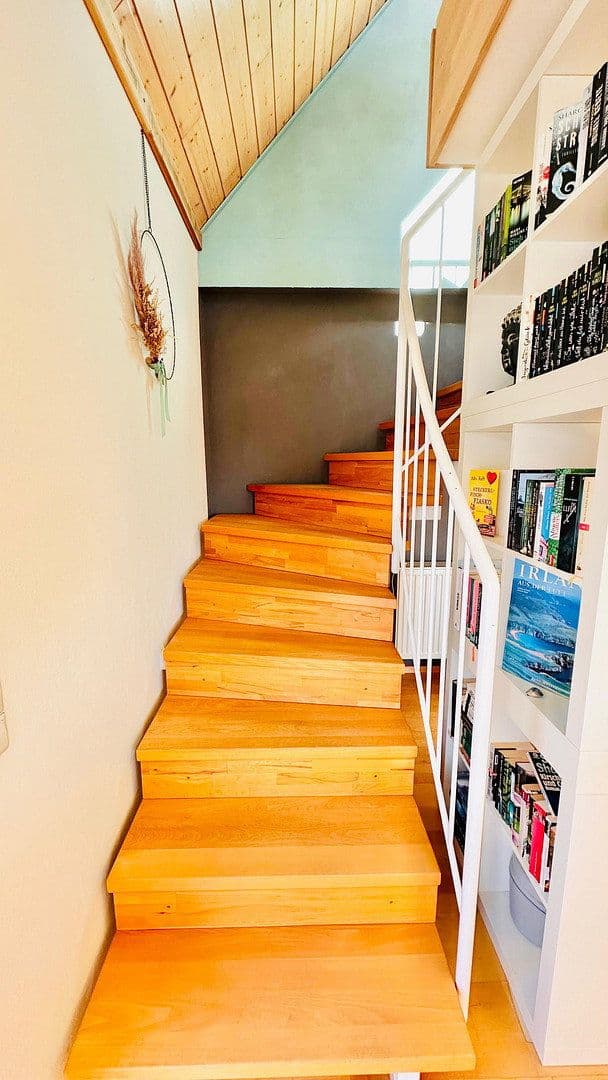 Prodej bytu 4+1 125 m², Hauptstraße 108 A, Schwegenheim, Porýní-Falc Prodej bytu 4+1 125 m², Hauptstraße 108 A, Schwegenheim, Porýní-Falc