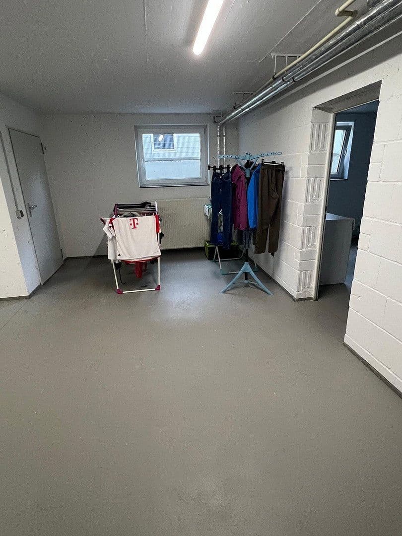 Prodej domu 335 m², pozemek 469 m², Bergische Landstraße 21, Rösrath, Severní Porýní-Vestfálsko Prodej domu 335 m², pozemek 469 m², Bergische Landstraße 21, Rösrath, Severní Porýní-Vestfálsko