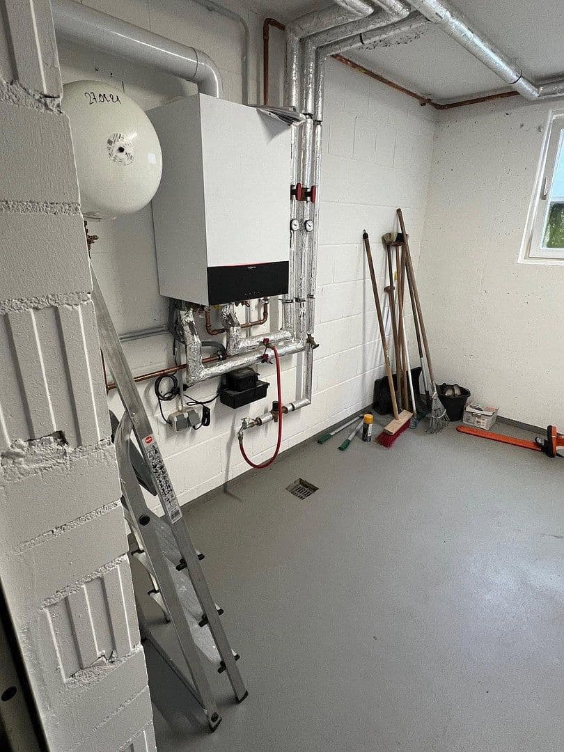 Prodej domu 335 m², pozemek 469 m², Bergische Landstraße 21, Rösrath, Severní Porýní-Vestfálsko Prodej domu 335 m², pozemek 469 m², Bergische Landstraße 21, Rösrath, Severní Porýní-Vestfálsko