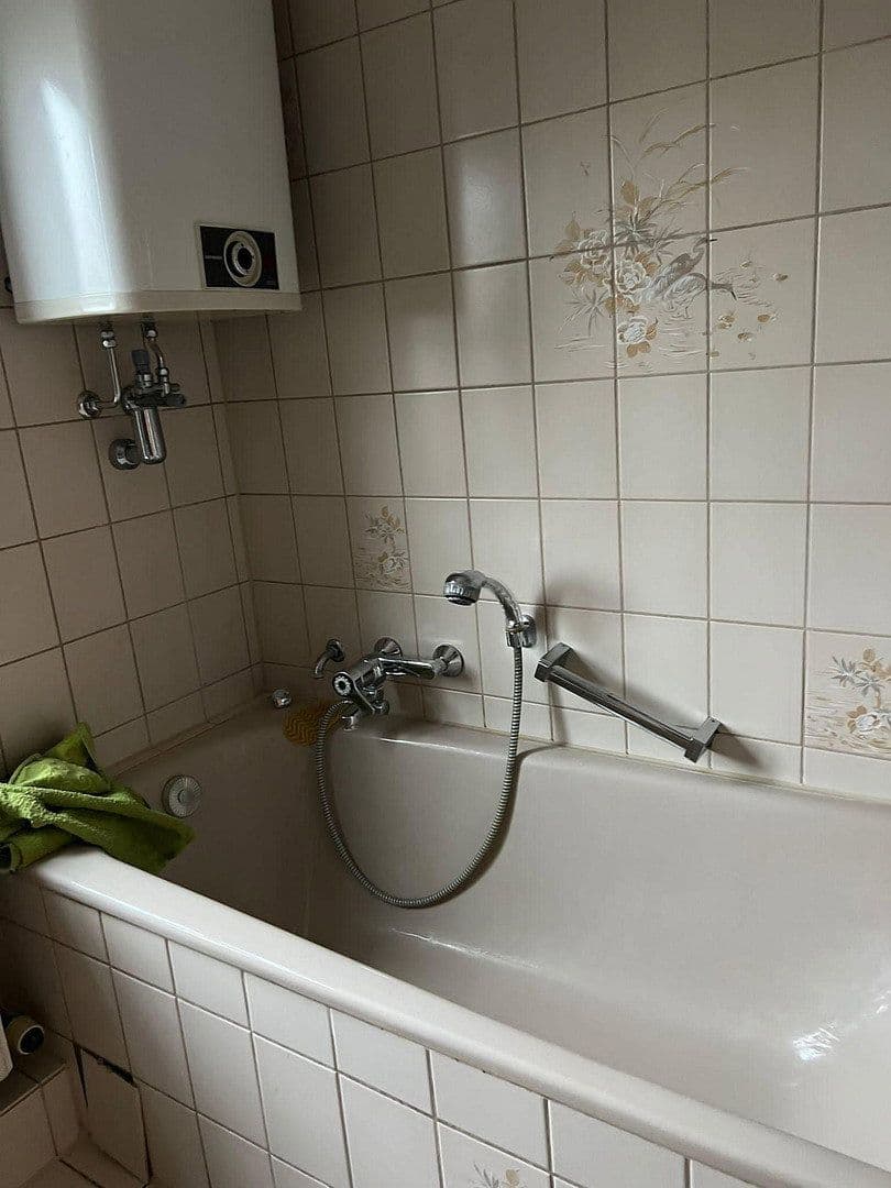 Pronájem domu 105 m², pozemek 193 m², Idstein, Hessen Pronájem domu 105 m², pozemek 193 m², Idstein, Hessen