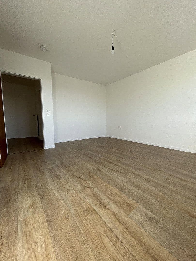 Pronájem bytu 2+1 90 m², Graf-Adolf-Straße 54, Bochum, Severní Porýní-Vestfálsko Pronájem bytu 2+1 90 m², Graf-Adolf-Straße 54, Bochum, Severní Porýní-Vestfálsko