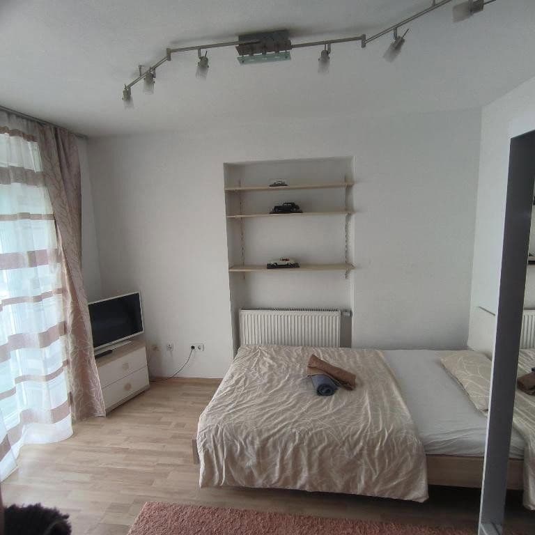 Pronájem bytu 2+1 47 m², Hans-Wertinger-Straße 6, Landshut, Bavorsko Pronájem bytu 2+1 47 m², Hans-Wertinger-Straße 6, Landshut, Bavorsko