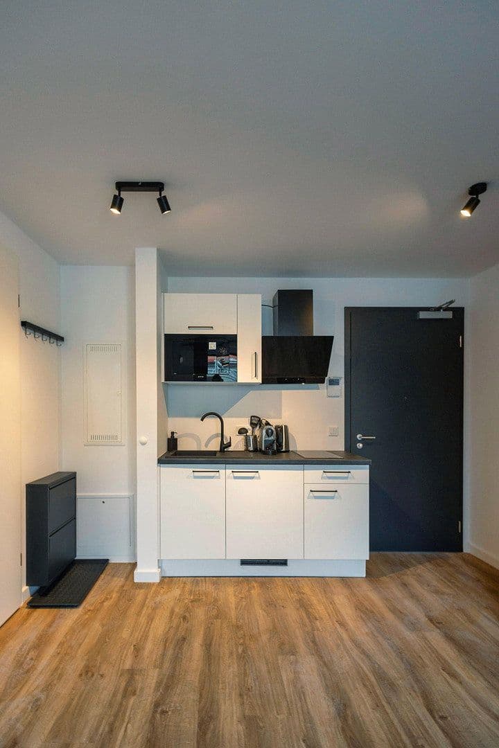 Pronájem bytu 1+1 22 m², Berlin, Berlín Pronájem bytu 1+1 22 m², Berlin, Berlín