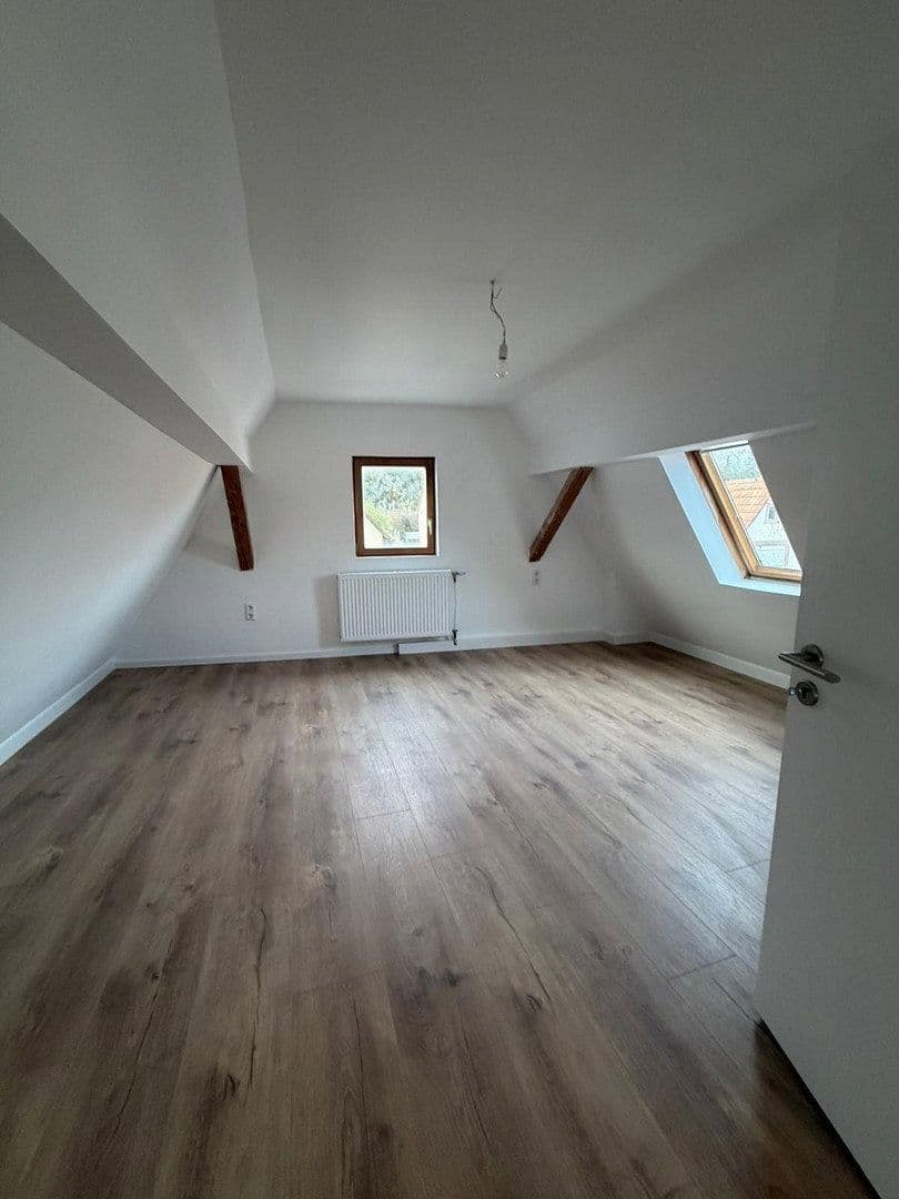 Prodej domu 130 m², pozemek 510 m², Kleinfischlingen, Porýní-Falc Prodej domu 130 m², pozemek 510 m², Kleinfischlingen, Porýní-Falc