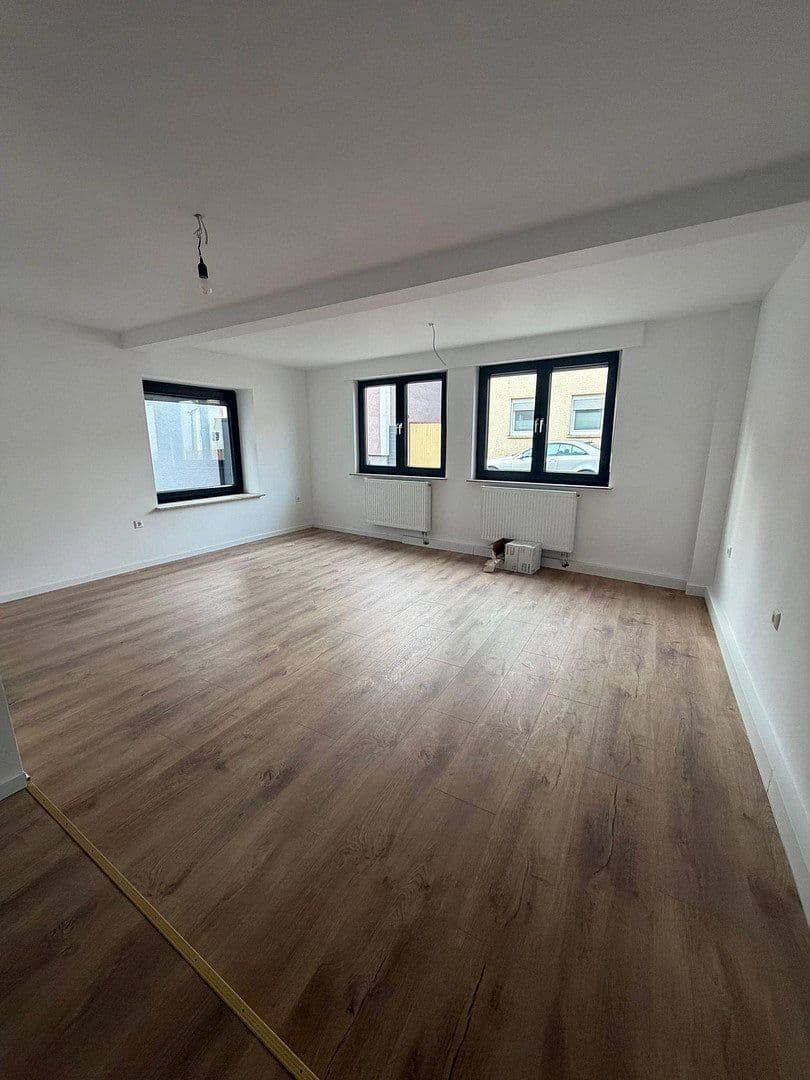Prodej domu 130 m², pozemek 510 m², Kleinfischlingen, Porýní-Falc Prodej domu 130 m², pozemek 510 m², Kleinfischlingen, Porýní-Falc