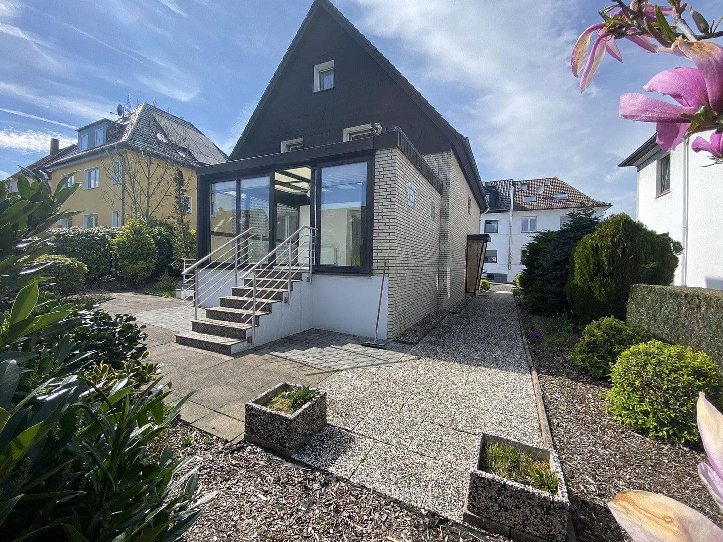 Prodej domu 141 m², pozemek 700 m², Bielefeld, Severní Porýní-Vestfálsko Prodej domu 141 m², pozemek 700 m², Bielefeld, Severní Porýní-Vestfálsko