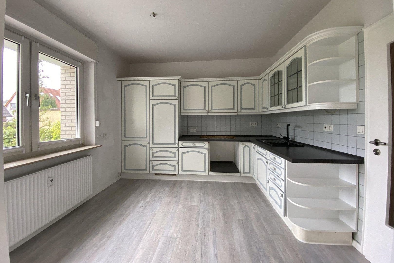 Prodej domu 141 m², pozemek 700 m², Bielefeld, Severní Porýní-Vestfálsko Prodej domu 141 m², pozemek 700 m², Bielefeld, Severní Porýní-Vestfálsko