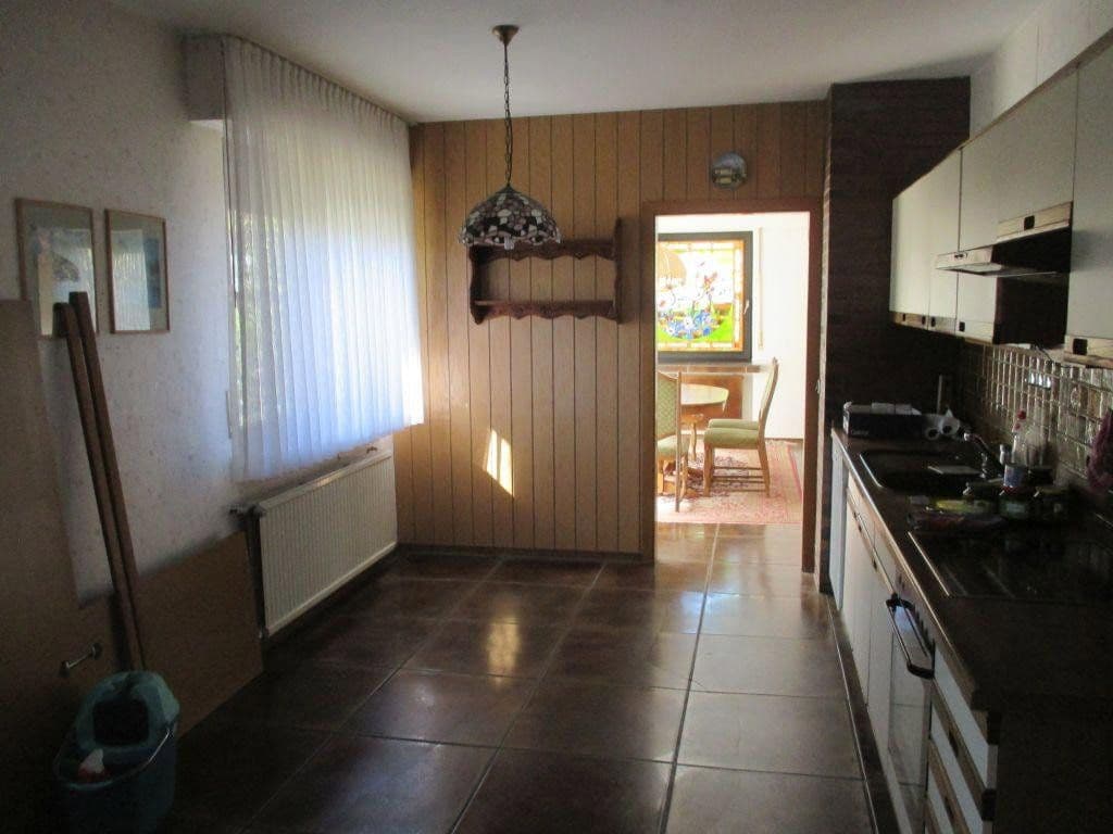 Prodej domu 200 m², pozemek 568 m², Fauthstr. 7, Bergisch Gladbach, Severní Porýní-Vestfálsko Prodej domu 200 m², pozemek 568 m², Fauthstr. 7, Bergisch Gladbach, Severní Porýní-Vestfálsko