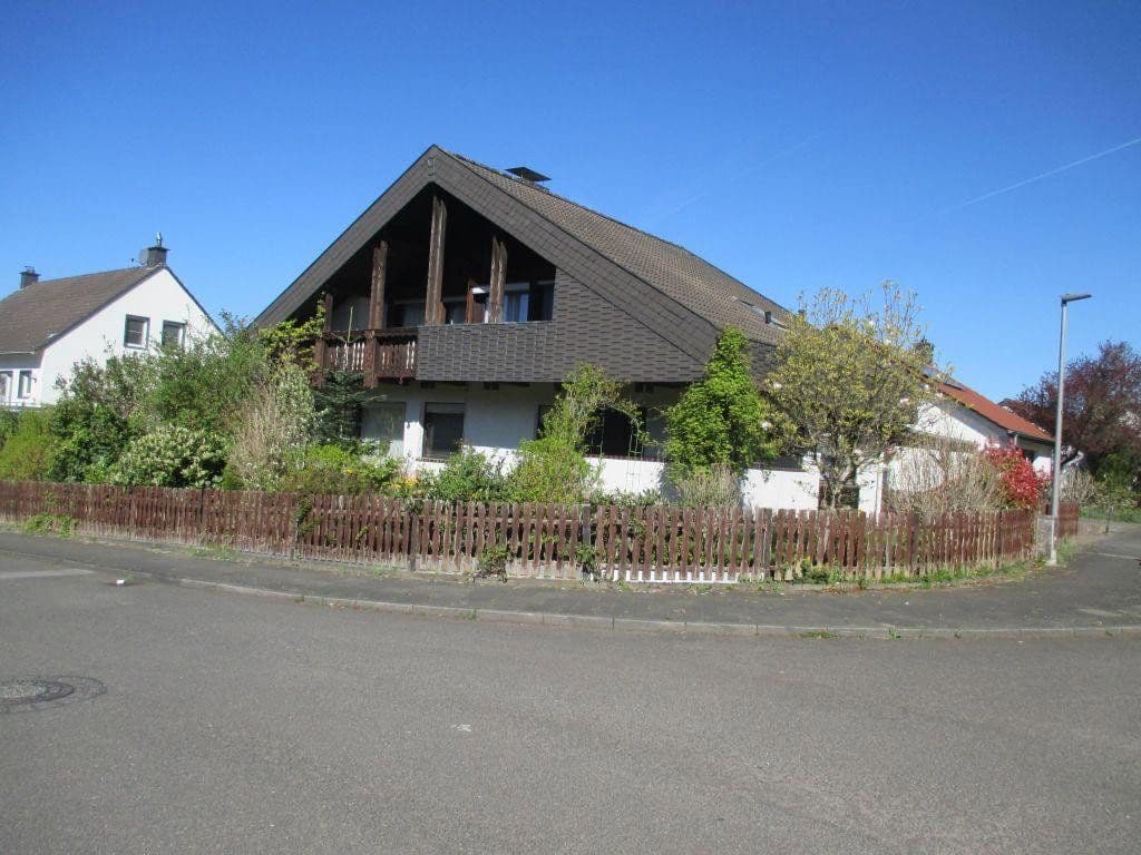 Prodej domu 200 m², pozemek 568 m², Fauthstr. 7, Bergisch Gladbach, Severní Porýní-Vestfálsko Prodej domu 200 m², pozemek 568 m², Fauthstr. 7, Bergisch Gladbach, Severní Porýní-Vestfálsko