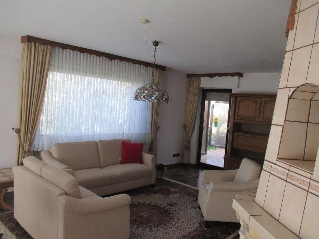 Prodej domu 200 m², pozemek 568 m², Fauthstr. 7, Bergisch Gladbach, Severní Porýní-Vestfálsko Prodej domu 200 m², pozemek 568 m², Fauthstr. 7, Bergisch Gladbach, Severní Porýní-Vestfálsko