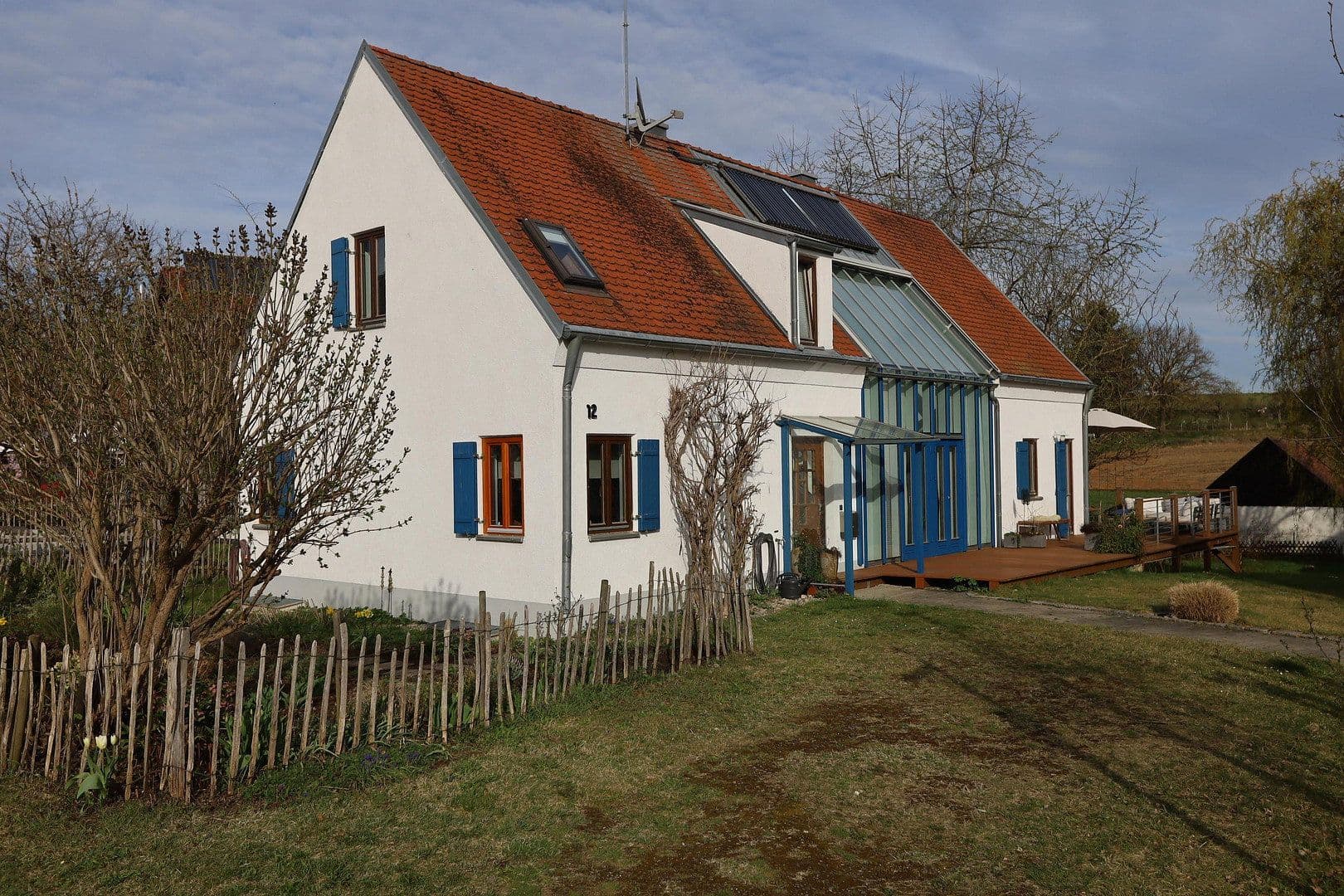 Prodej domu 176 m², pozemek 1.076 m², Petershausen, Bavorsko Prodej domu 176 m², pozemek 1.076 m², Petershausen, Bavorsko