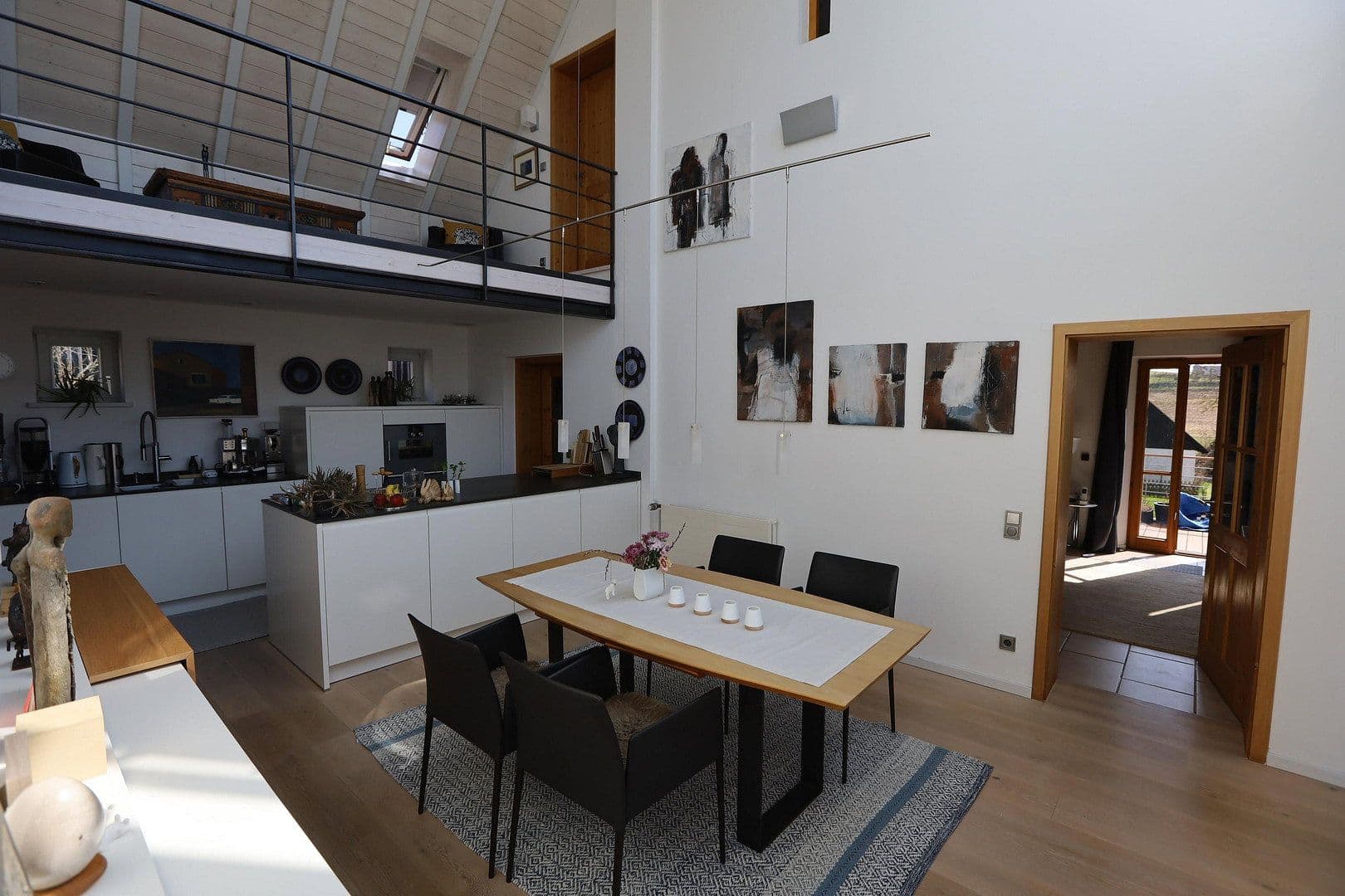 Prodej domu 176 m², pozemek 1.076 m², Petershausen, Bavorsko Prodej domu 176 m², pozemek 1.076 m², Petershausen, Bavorsko