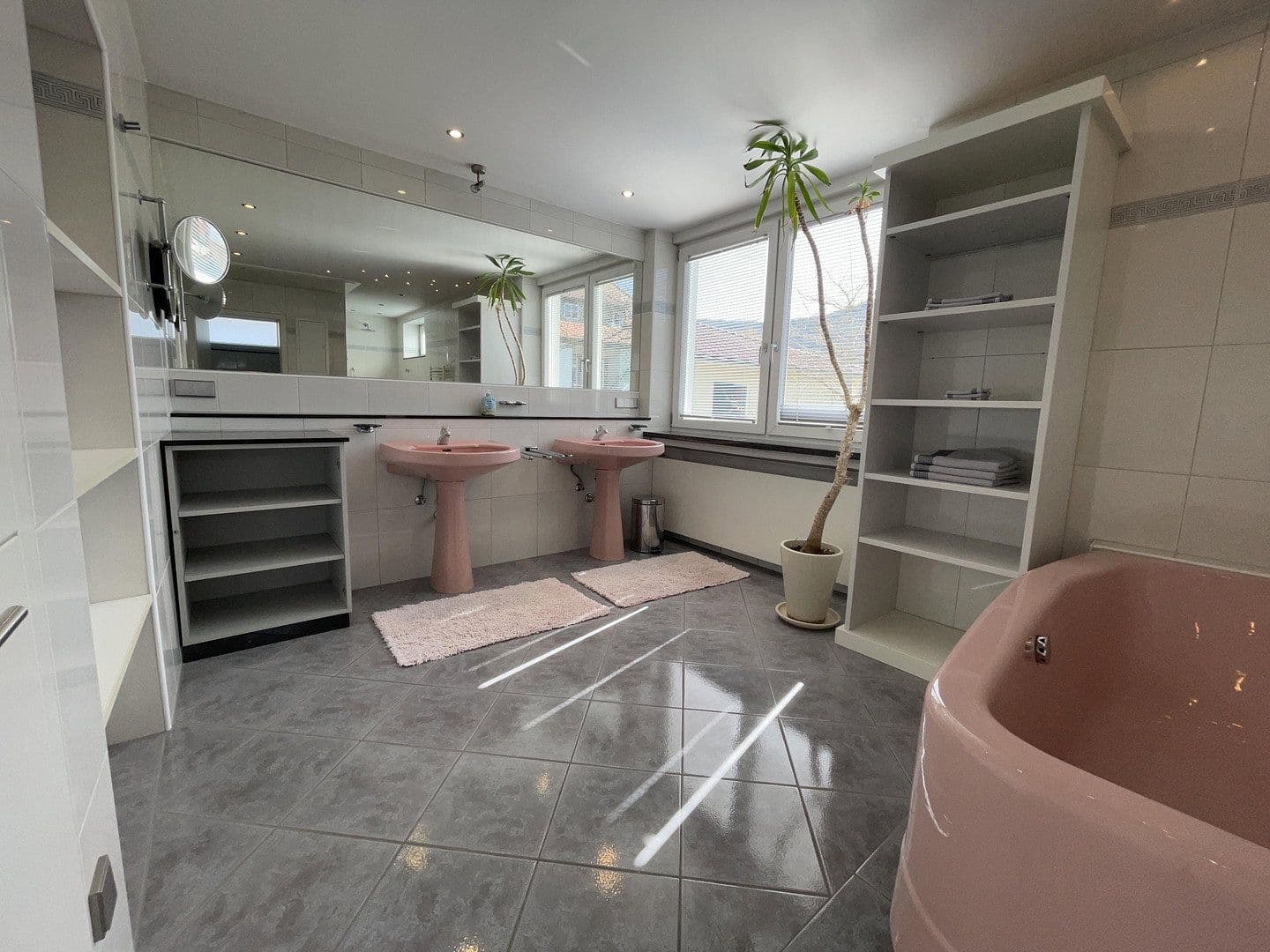 Prodej domu 310 m², pozemek 1.059 m², Miltenberg, Bavorsko Prodej domu 310 m², pozemek 1.059 m², Miltenberg, Bavorsko