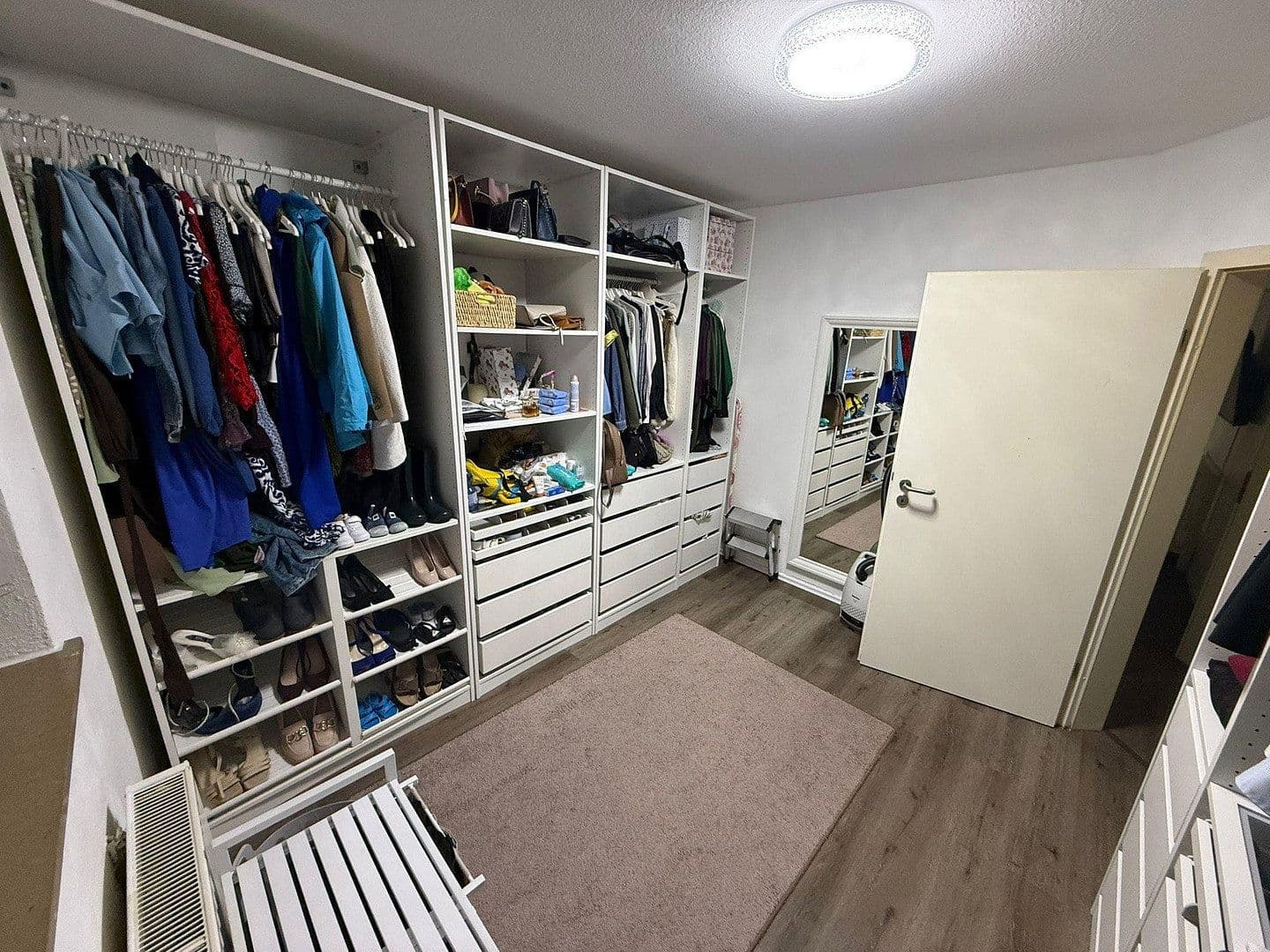 Pronájem bytu 3+1 99 m², Hechingen, Bádensko-Württembersko Pronájem bytu 3+1 99 m², Hechingen, Bádensko-Württembersko