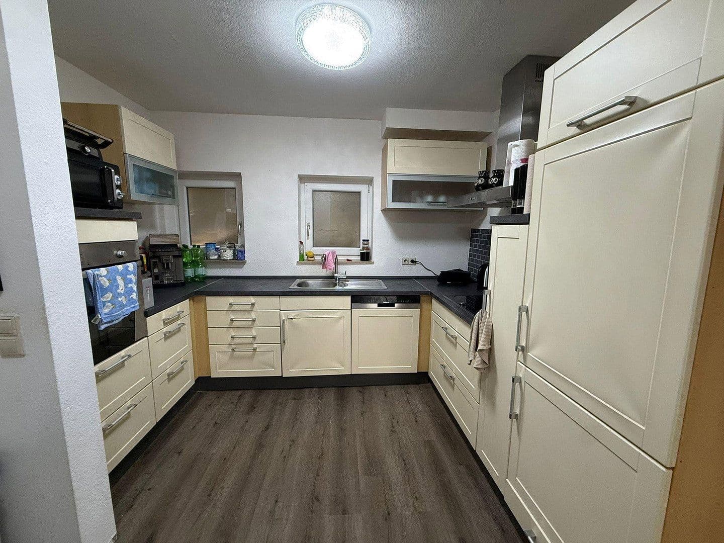 Pronájem bytu 3+1 99 m², Hechingen, Bádensko-Württembersko Pronájem bytu 3+1 99 m², Hechingen, Bádensko-Württembersko