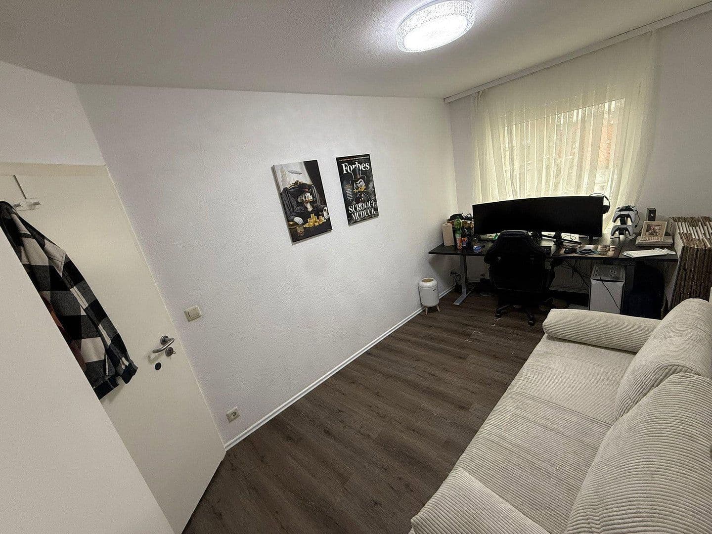 Pronájem bytu 3+1 99 m², Hechingen, Bádensko-Württembersko Pronájem bytu 3+1 99 m², Hechingen, Bádensko-Württembersko