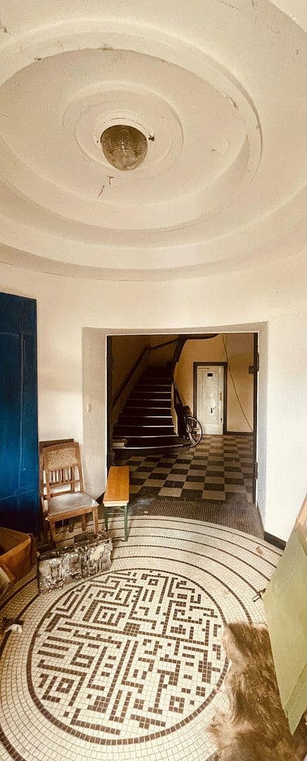 Prodej domu 600 m², pozemek 559 m², Mühlweg 12, Halle, Sasko-Anhaltsko Prodej domu 600 m², pozemek 559 m², Mühlweg 12, Halle, Sasko-Anhaltsko