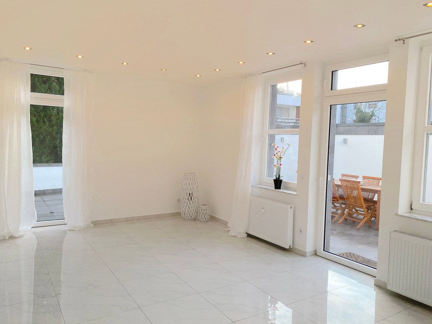 Pronájem bytu 3+1 105 m², Enger, Severní Porýní-Vestfálsko Pronájem bytu 3+1 105 m², Enger, Severní Porýní-Vestfálsko